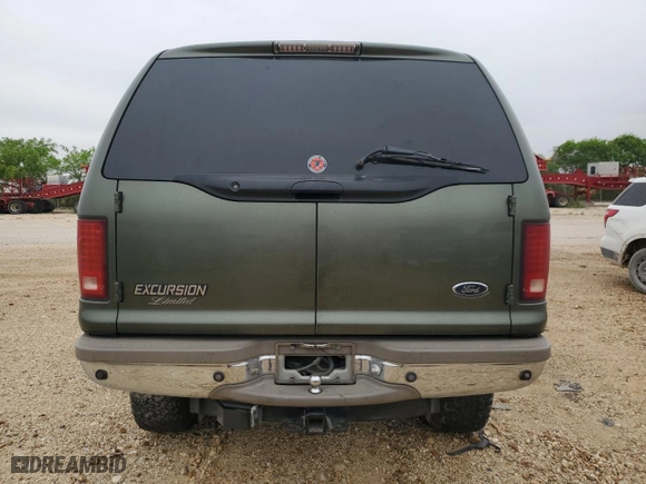 2001 Ford Excursion Limited with VIN 1FMSU43F91EA10949, listed as a Copart auction lot 51003325 with 252,341 mi miles and Salvage Title. Bid and sale history available at carsss.com. Image 6.