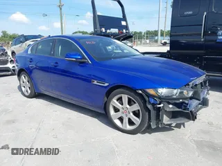 2018 Jaguar XE 25t Premium with VIN SAJAD4FX7JCP24113, listed as a IAAI auction lot 41984954 with 91,318 mi miles. Bid and sale history available at carsss.com. Image 1.