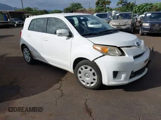 2013 Scion xD with VIN JTKKUPB44D1031699, listed as a IAAI auction lot 40850515 with 167,486 mi miles. Bid and sale history available at carsss.com. Image 1.
