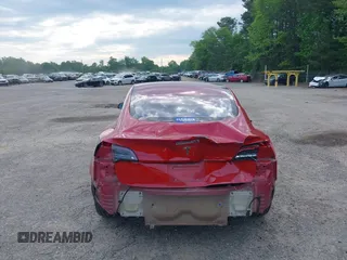2018 Tesla Model 3 Long Range Battery z VIN 5YJ3E1EA9JF025942, wystawiony jako IAAI lot #42122703 z przebiegiem 84 453 mil mil oraz . Historia ofert i sprzedaży dostępna na DreamBid. Obrazek 17.