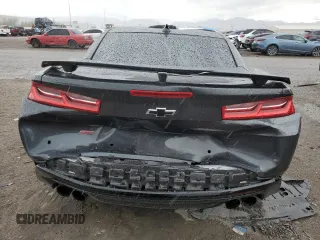 2016 Chevrolet Camaro 2SS z VIN 1G1FH1R74G0180482, wystawiony jako Copart lot #55686085 z przebiegiem 63 803 mil mil oraz Szkoda całkowita • Salvage title. Historia ofert i sprzedaży dostępna na DreamBid. Obrazek 6.