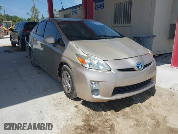 2010 Toyota Prius II with VIN JTDKN3DU1A0110873, listed as a IAAI auction lot 42076133 with 150,206 mi miles. Bid and sale history available at carsss.com. Image 1.