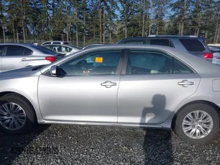 2013 Toyota Camry L with VIN 4T4BF1FK0DR292769, listed as a IAAI auction lot 41993916 with 112,164 mi miles. Bid and sale history available at carsss.com. Image 14.