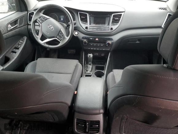 2017 Hyundai Tucson Sport z VIN KM8J33A23HU373501, wystawiony jako Copart lot #86020534 z przebiegiem Nie podano mil oraz Szkody całkowita. Historia ofert i sprzedaży dostępna na DreamBid. Obrazek 8.