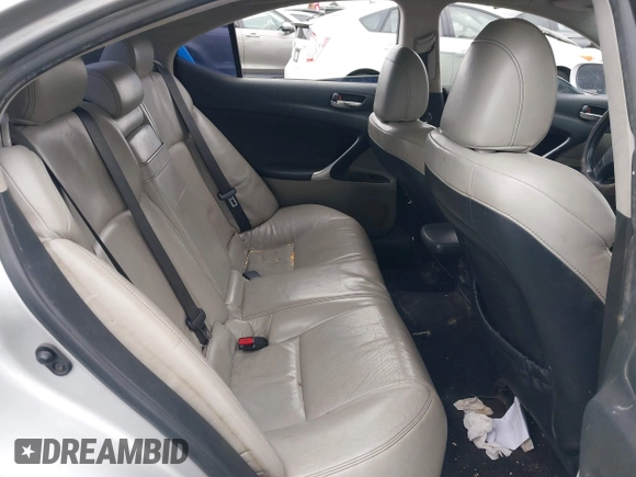 2009 Lexus IS with VIN JTHBK262895106279, listed as a IAAI auction lot 42068256 with 274,846 mi miles. Bid and sale history available at carsss.com. Image 8.