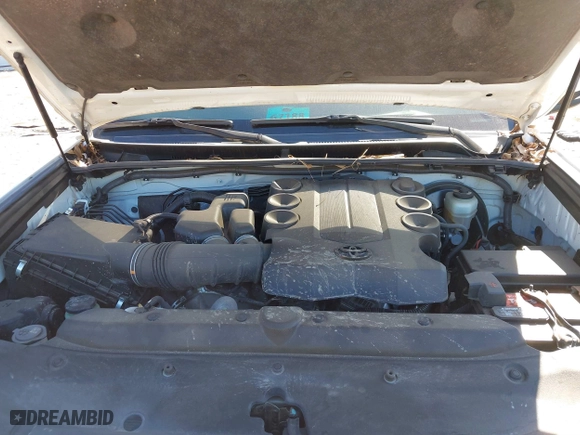 2019 Toyota 4Runner SR5 with VIN JTEZU5JR4K5209166, listed as a IAAI auction lot 41667608 with 61,507 mi miles. Bid and sale history available at carsss.com. Image 10.