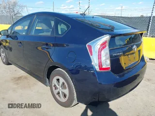 2015 Toyota Prius Four with VIN JTDKN3DUXF0464303, listed as a IAAI auction lot 41939905 with 154,075 mi miles. Bid and sale history available at carsss.com. Image 3.