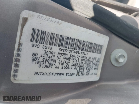 1990 Geo Prizm z VIN 1Y1SK7169LZ039342, wystawiony jako IAAI lot #42035615 z przebiegiem 182 352 mil mil oraz . Historia ofert i sprzedaży dostępna na DreamBid. Obrazek 9.