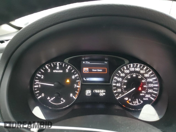 2014 Nissan Altima 2.5 S with VIN 1N4AL3AP8EN261353, listed as a Copart auction lot 85388544 with 176,658 mi miles and Clean Title. Bid and sale history available at carsss.com. Image 9.