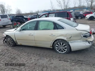 2008 Hyundai Azera Limited с VIN KMHFC46F18A306212, выставлен на аукционе IAAI как лот 42025792 с пробегом 230 350 миль миль и . История ставок и продаж доступна на DreamBid. Изображение 14.