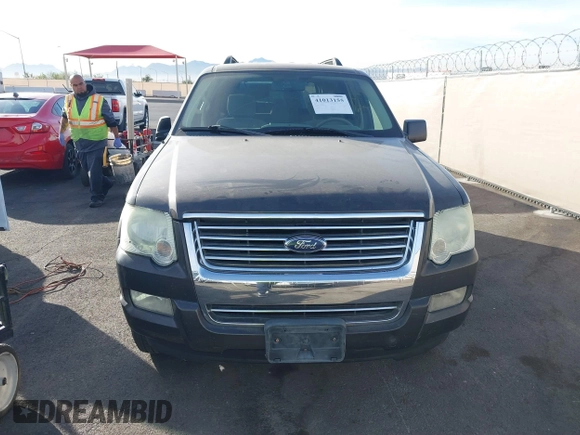 2007 Ford Explorer XLT with VIN 1FMEU63E87UA62040, listed as a IAAI auction lot 41013155 with 156,042 mi miles and . Bid and sale history available at DreamBid. Image 6.