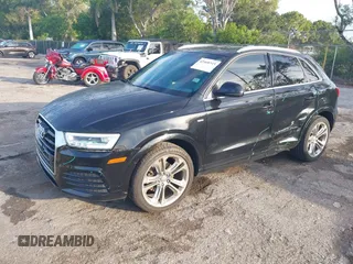 2018 Audi Q3 Premium Plus z VIN WA1HCCFS3JR022277, wystawiony jako IAAI lot #42468345 z przebiegiem 78 225 mil mil oraz . Historia ofert i sprzedaży dostępna na DreamBid. Obrazek 19.