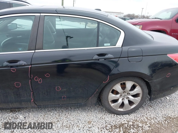 2009 Honda Accord EX-L z VIN 1HGCP26809A033817, wystawiony jako IAAI lot #41966025 z przebiegiem 120 658 mil mil oraz . Historia ofert i sprzedaży dostępna na DreamBid. Obrazek 16.