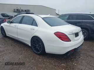 2019 Mercedes-Benz S 63 AMG with VIN WDDUG8JB6KA431294, listed as a IAAI auction lot 39937678 with 84,682 mi miles and . Bid and sale history available at DreamBid. Image 3.