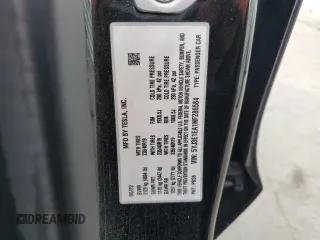 2022 Tesla Model 3 z VIN 5YJ3E1EA1NF286584, wystawiony jako Copart lot #52142755 z przebiegiem 83 340 mil mil oraz Czysty tytuł • Clean title. Historia ofert i sprzedaży dostępna na DreamBid. Obrazek 13.