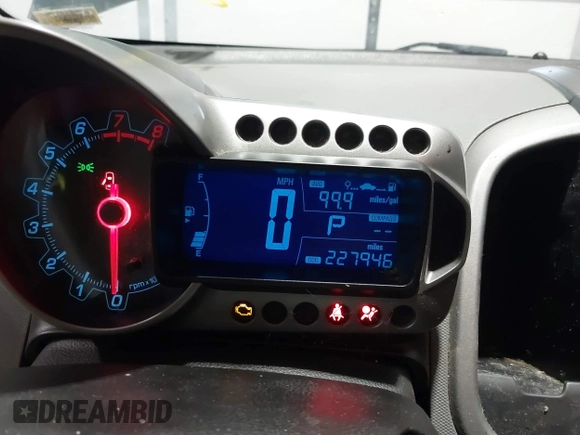 2015 Chevrolet Sonic LT with VIN 1G1JC5SH0F4149529, listed as a IAAI auction lot 41958450 with 227,946 mi miles and . Bid and sale history available at DreamBid. Image 7.