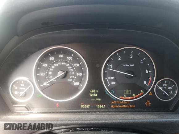 2014 BMW 3 Series 328d xDrive with VIN WBA3K5C55EK300251, listed as a Copart auction lot 85226114 with 82,657 mi miles and Salvage title. Bid and sale history available at DreamBid. Image 9.
