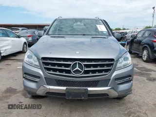 2013 Mercedes-Benz M 350 with VIN 4JGDA5HB9DA242959, listed as a IAAI auction lot 42447266 with 90,782 mi miles and . Bid and sale history available at DreamBid. Image 12.