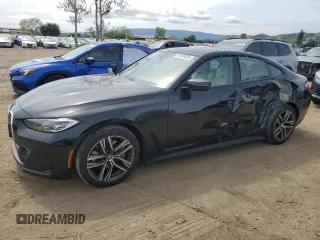 2023 BMW 4 Series 430i z VIN WBA63AV07PFP51231, wystawiony jako Copart lot #51990625 z przebiegiem 13 960 mil mil oraz Szkody całkowita. Historia ofert i sprzedaży dostępna na DreamBid. Obrazek 1.