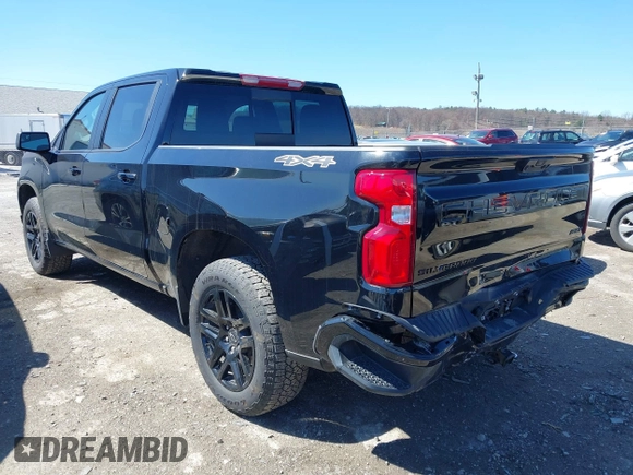 2024 Chevrolet Silverado 1500 RST with VIN 1GCUDEE82RZ343368, listed as a IAAI auction lot 41853257 with 11,410 mi miles. Bid and sale history available at carsss.com. Image 3.