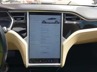2013 Tesla Model S с VIN 5YJSA1AC8DFP10260, выставлен на аукционе IAAI как лот 42545156 с пробегом 121 329 миль миль и . История ставок и продаж доступна на DreamBid. Изображение 18.