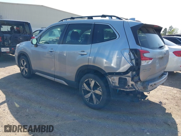2020 Subaru Forester Touring with VIN JF2SKAXC5LH443602, listed as a IAAI auction lot 41868286 with 101,156 mi miles. Bid and sale history available at carsss.com. Image 3.