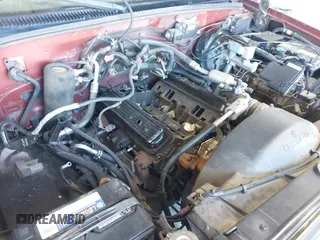 1999 Chevrolet Suburban z VIN 3GNFK16R4XG109638, wystawiony jako IAAI lot #42505642 z przebiegiem 274 795 mil mil oraz . Historia ofert i sprzedaży dostępna na DreamBid. Obrazek 6.