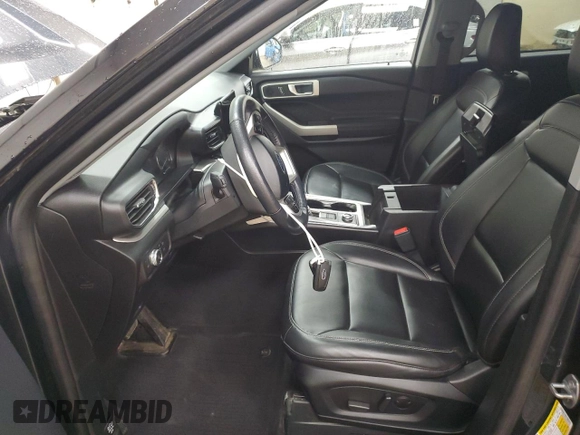 2022 Ford Explorer XLT with VIN 1FMSK8DH8NGB97480, listed as a Copart auction lot 50599045 with 48,396 mi miles and Salvage Title. Bid and sale history available at DreamBid. Image 7.
