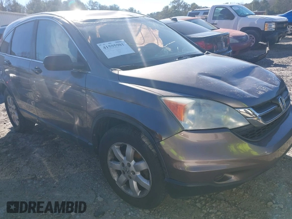 2011 Honda CR-V SE with VIN 5J6RE4H48BL102584, listed as a IAAI auction lot 41595901 with 270,046 mi miles. Bid and sale history available at carsss.com. Image 1.