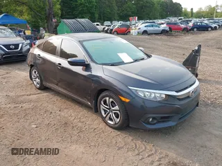 2017 Honda Civic LX z VIN 2HGFC2F50HH573439, wystawiony jako IAAI lot #42409620 z przebiegiem 76 396 mil mil oraz . Historia ofert i sprzedaży dostępna na DreamBid. Obrazek 1.