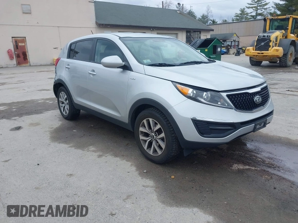 2016 Kia Sportage LX with VIN KNDPBCAC2G7850815, listed as a IAAI auction lot 41917026 with 107,100 mi miles and . Bid and sale history available at carsss.com. Image 1.