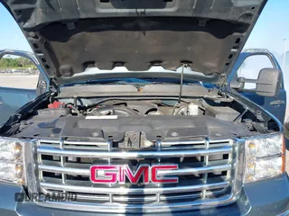 2010 GMC Sierra 1500 SLE z VIN 3GTRKVE30AG239997, wystawiony jako IAAI lot #42056748 z przebiegiem 159 931 mil mil oraz . Historia ofert i sprzedaży dostępna na DreamBid. Obrazek 10.