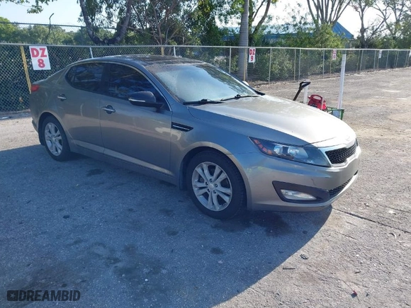 2012 Kia Optima EX with VIN 5XXGN4A76CG017441, listed as a IAAI auction lot 41981327 with 406,069 mi miles. Bid and sale history available at carsss.com. Image 1.
