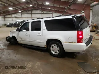 2011 GMC Yukon XL SLT with VIN 1GKS2KE32BR286468, listed as a Copart auction lot 50509415 with 271,634 mi miles and Clean Title. Bid and sale history available at carsss.com. Image 2.