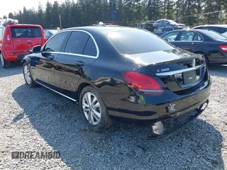 2019 Mercedes-Benz C 300 z VIN 55SWF8DB9KU291393, wystawiony jako IAAI lot #42105875 z przebiegiem 38 853 mil mil oraz . Historia ofert i sprzedaży dostępna na DreamBid. Obrazek 3.