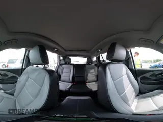 2023 GMC Terrain SLT z VIN 3GKALPEG9PL229000, wystawiony jako IAAI lot #42224089 z przebiegiem 36 557 mil mil oraz . Historia ofert i sprzedaży dostępna na DreamBid. Obrazek 20.