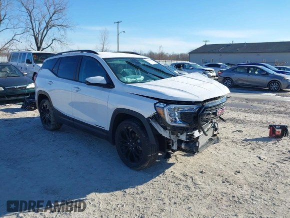 2022 GMC Terrain SLE with VIN 3GKALMEV8NL239768, listed as a IAAI auction lot 41574669 with 23,160 mi miles. Bid and sale history available at carsss.com. Image 1.