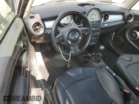 2011 MINI Hardtop with VIN WMWSU3C51BT183638, listed as a Copart auction lot 62762925 with Not provided miles and Non repairable. Bid and sale history available at DreamBid. Image 8.