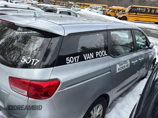 2018 Kia Sedona L with VIN KNDMA5C17J6403388, listed as a Copart auction lot 47965185 with 159,896 mi miles and Clean Title. Bid and sale history available at carsss.com. Image 4.