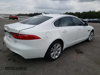 2017 Jaguar XF 35t Premium with VIN SAJBD4BV1HCY31046, listed as a Copart auction lot 78539704 with 34,378 mi miles and Salvage Title. Bid and sale history available at carsss.com. Image 3.