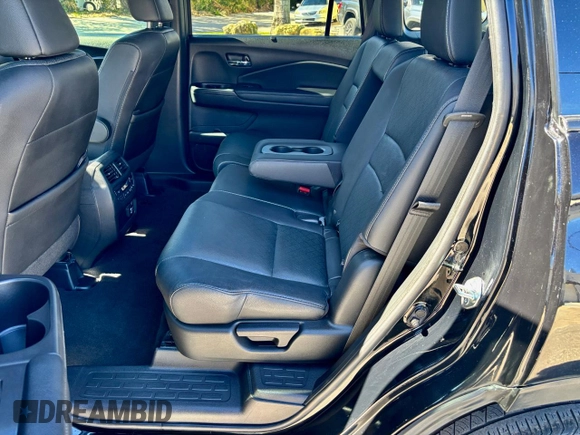2021 Honda Passport Elite with VIN 5FNYF8H01MB013559, listed as a Copart auction lot 53684375 with 37,300 mi miles and Clean Title. Bid and sale history available at carsss.com. Image 6.