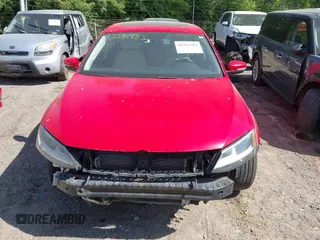 2015 Volkswagen Jetta SE с VIN 3VWD07AJ2FM357720, выставлен на аукционе IAAI как лот 42281983 с пробегом 92 965 миль миль и . История ставок и продаж доступна на DreamBid. Изображение 13.