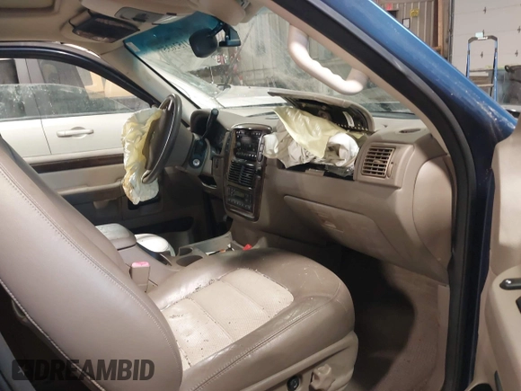 2002 Ford Explorer Eddie Bauer with VIN 1FMDU74W02ZD00032, listed as a IAAI auction lot 41526357 with Not provided miles and . Bid and sale history available at DreamBid. Image 5.