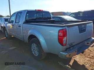 2015 Nissan Frontier SV z VIN 1N6AD0FR0FN711897, wystawiony jako IAAI lot #41586254 z przebiegiem 106 326 mil mil oraz . Historia ofert i sprzedaży dostępna na DreamBid. Obrazek 3.