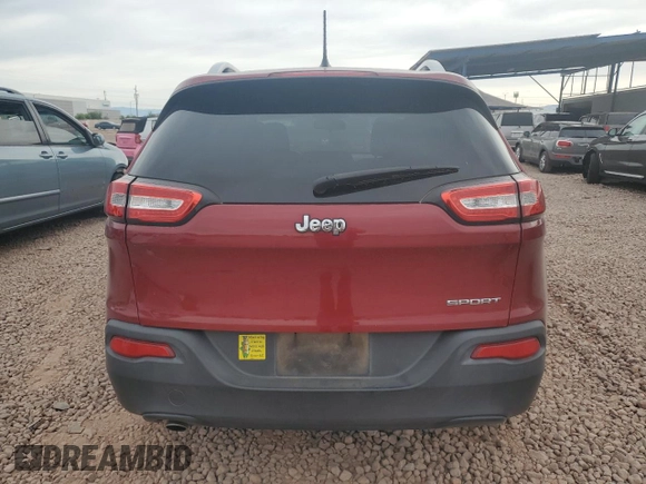 2015 Jeep Cherokee Sport z VIN 1C4PJLAB5FW677015, wystawiony jako Copart lot #58986705 z przebiegiem 112 446 mil mil oraz Szkoda całkowita • Salvage title. Historia ofert i sprzedaży dostępna na DreamBid. Obrazek 6.
