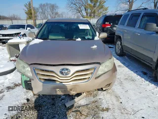 2011 Toyota Camry LE with VIN 4T1BF3EK3BU208593, listed as a IAAI auction lot 41258585 with 269,182 mi miles. Bid and sale history available at carsss.com. Image 13.