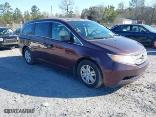 2013 Honda Odyssey LX with VIN 5FNRL5H21DB082331, listed as a IAAI auction lot 41756206 with 249,204 mi miles. Bid and sale history available at carsss.com. Image 1.