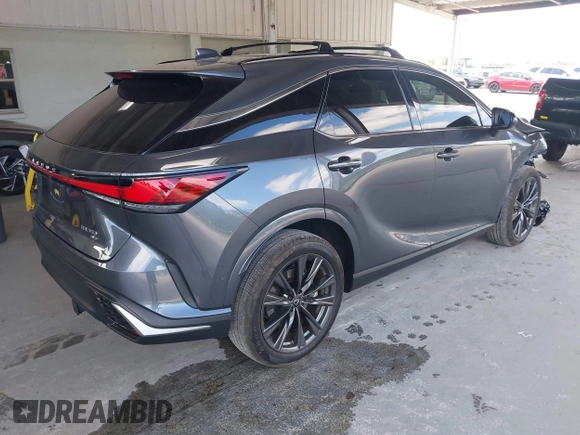 2024 Lexus RX 350 z VIN 2T2BAMCA8RC055389, wystawiony jako IAAI lot #42146492 z przebiegiem 18 002 mil mil oraz . Historia ofert i sprzedaży dostępna na DreamBid. Obrazek 4.
