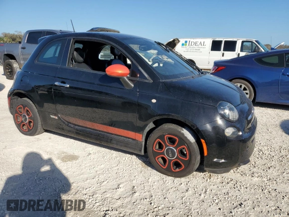 2017 FIAT 500e with VIN 3C3CFFGE0HT625193, listed as a Copart auction lot 77693964 with 0 mi miles and Salvage Title. Bid and sale history available at carsss.com. Image 4.