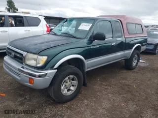 2000 Toyota Tacoma PreRunner with VIN 5TESN92N5YZ700535, listed as a IAAI auction lot 41764226 with NaN miles. Bid and sale history available at carsss.com. Image 2.